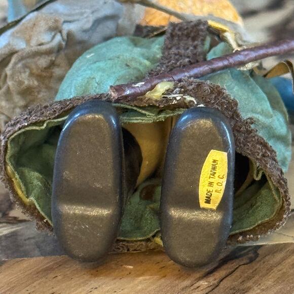 Vintage Kurt Adler Santa's World Fabriche' Old World Santa w Tree Figurine, 6.5" - Picture 9 of 9